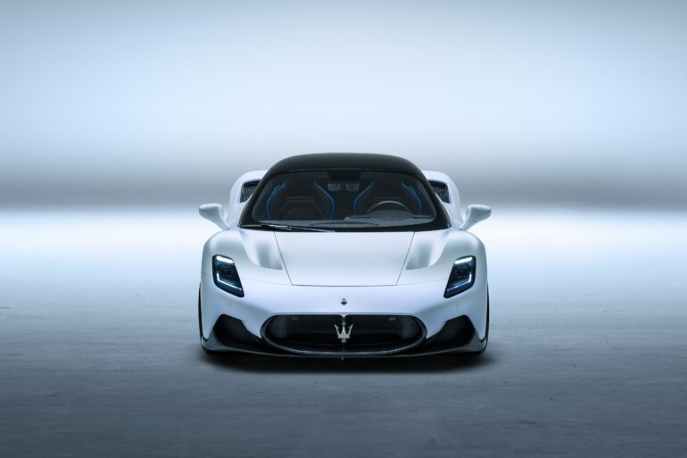 maserati mc20