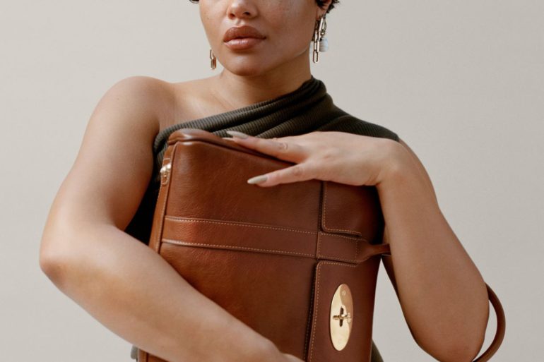 Party Like It's 2003 With The Mulberry Bayswater